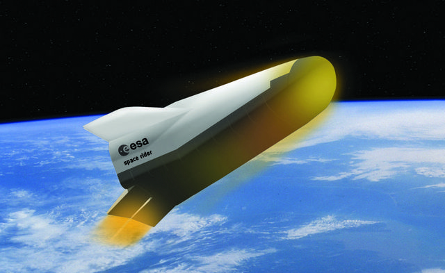 ESA chce zprivatizovat svůj robotický miniraketoplán