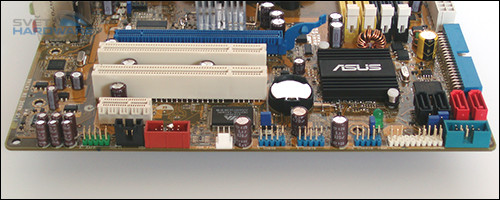 Asus M2A-VM HDMI: 6 výstupů integrované grafiky