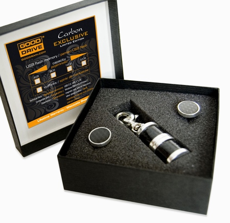 Gooddrive Carbon a Onyx - flash disky s náušnicemi a manžetovými knoflíčky