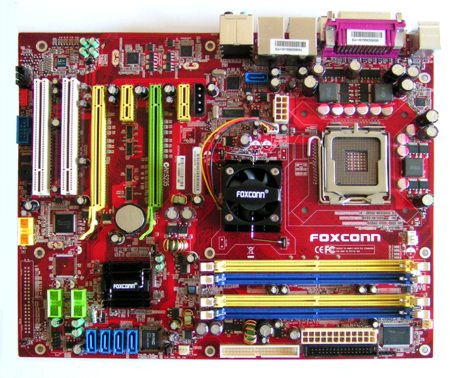 Foxconn 975X7AA - vstup na scénu OC?