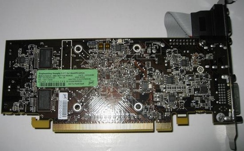 První obrázky 50dolarových low-endových Radeonů pro DirectX 11