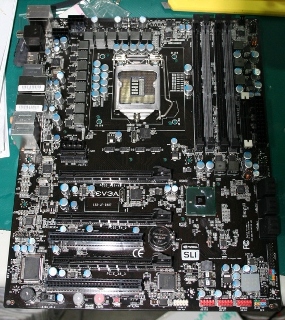 Další základní deska od EVGA s čipsetem P55 odhalena