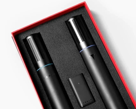 Tesla prodávala v Číně karaoke set TeslaMic, už si na něm smlsli i skalpeři