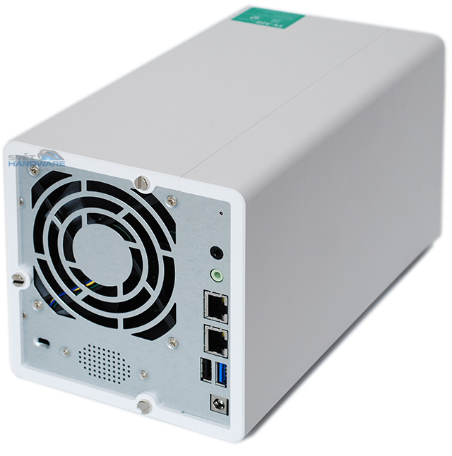 QNAP TS-328: trojdiskový speciál pro RAID 5