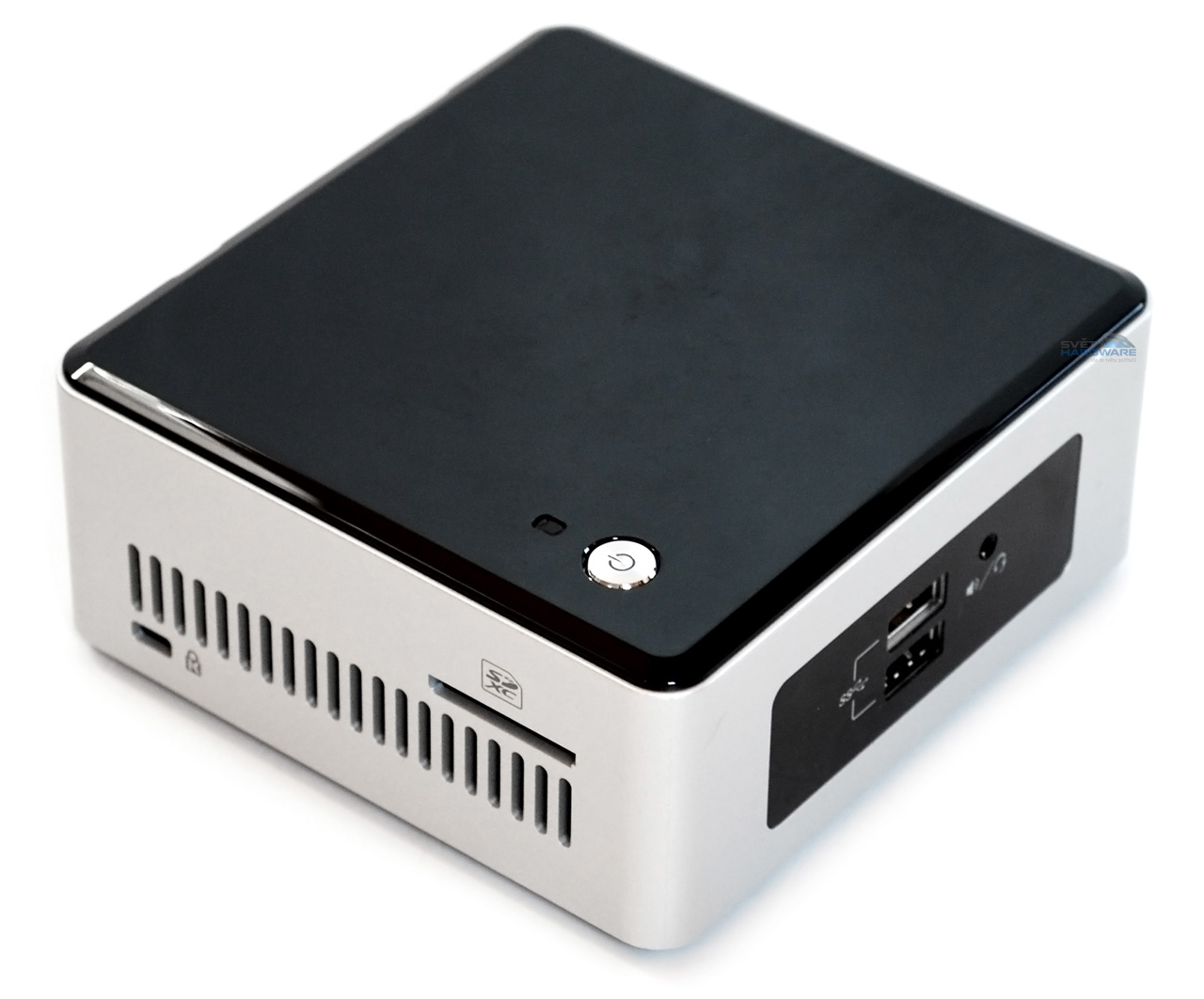 Intel NUC5PGYH: hotové mini PC s Windows 10
