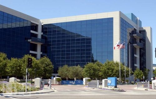 Intel hlásí rekordní první kvartál