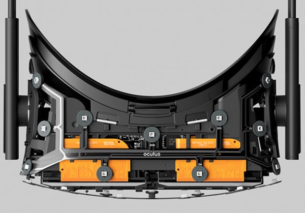 Facebook velí, žádný sex na Oculus Rift