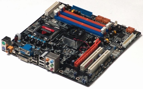 ZOTAC předvádí své základní desky s GPU GeForce 9300