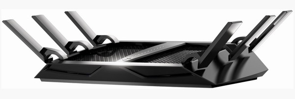 Netgear X6: třípásmový router s propustností 3,2 Gb/s