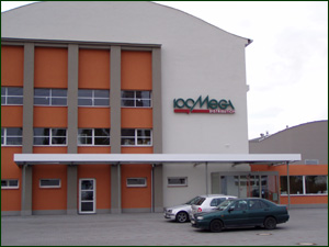 Invexová "pecka": 100Megy se slučují !