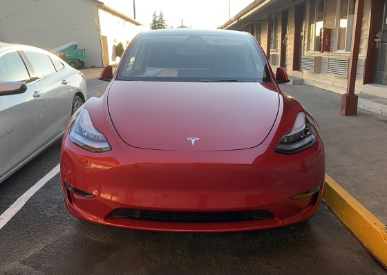 Tesla má patrně první nehodu s novým "autopilotem" FSD Beta