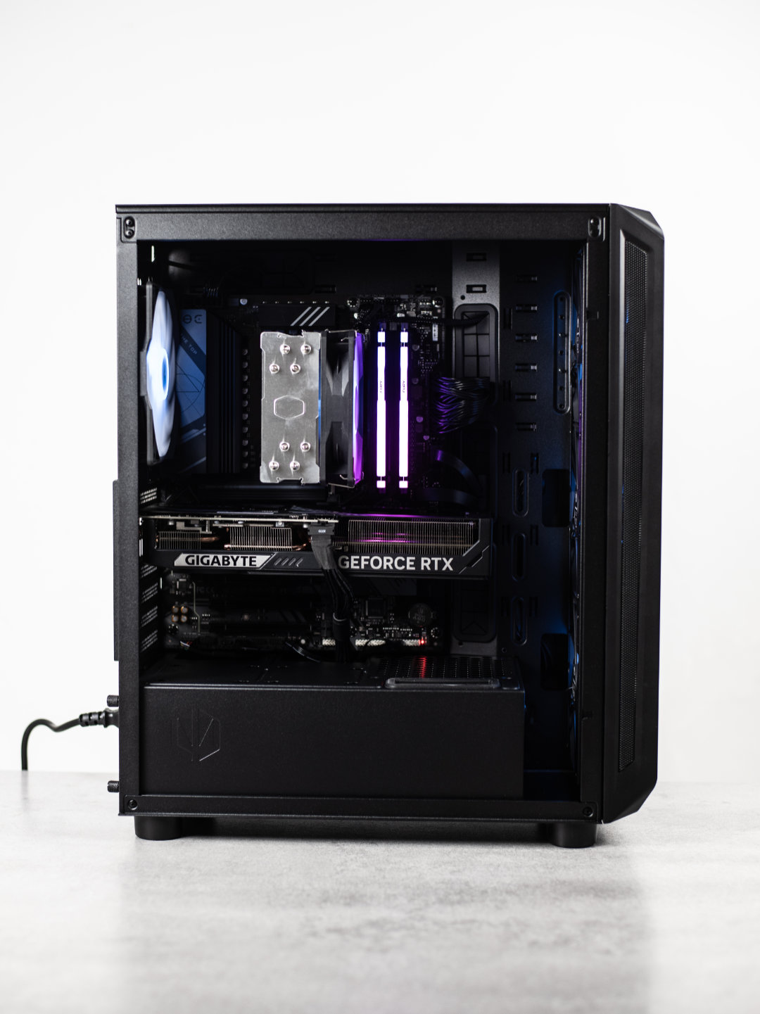 galerie4_gigabyte-nvidia-lynx-xmas25