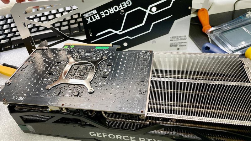 GeForce RTX 4090 s LN2 přetaktována na 3,45 GHz, překonala 5 rekordů
