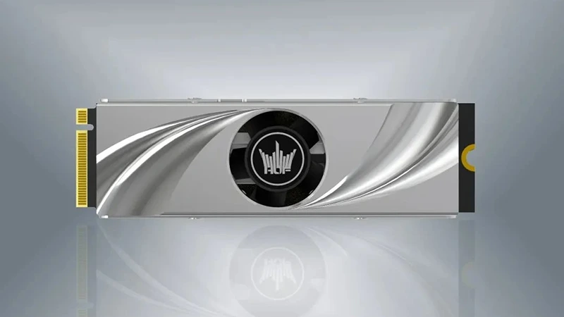 Galax HOF Extreme PCIe 5.0 SSD s aktivním chlazením má v zátěži pod 50 °C