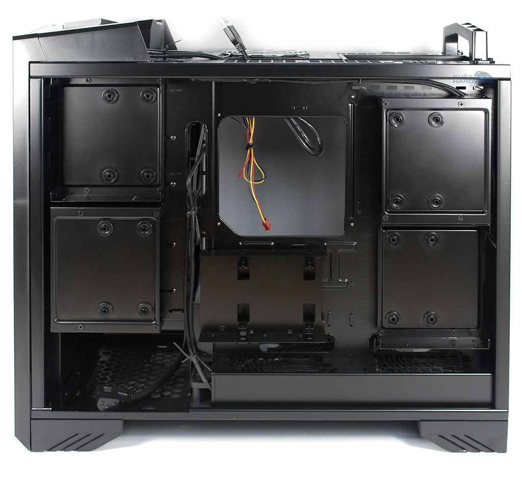 SilverStone Raven RV03: originál každým coulem