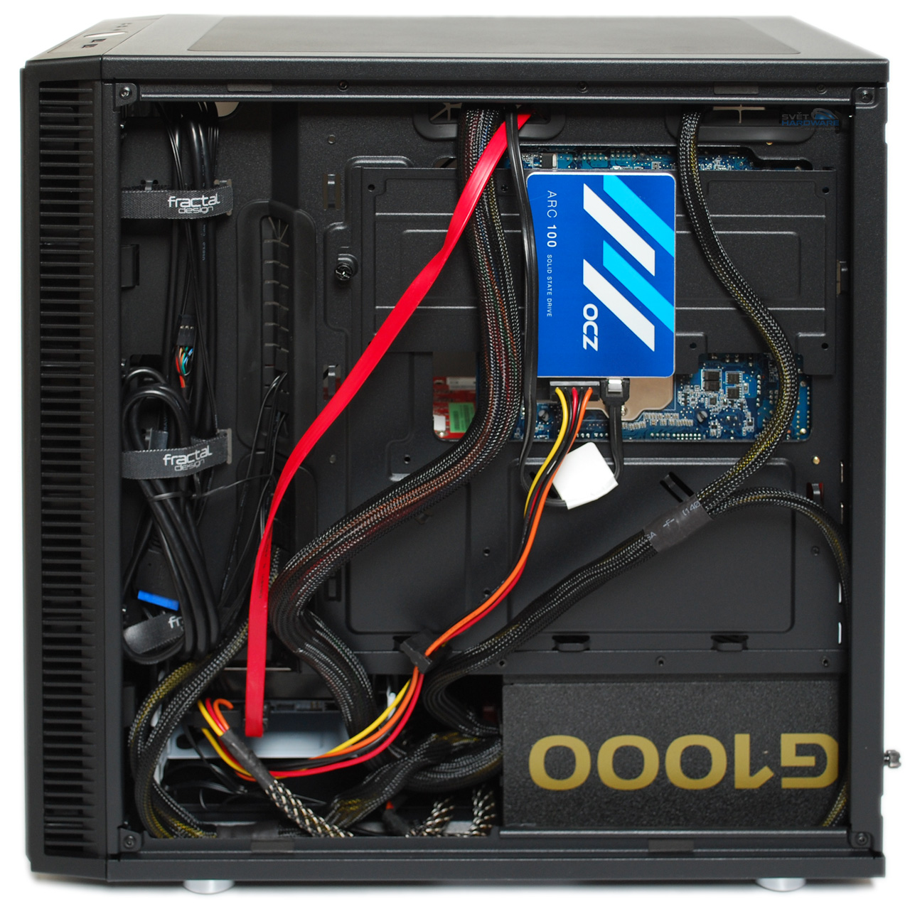 Fractal Design Define Mini C: pro menší sestavy s grácií