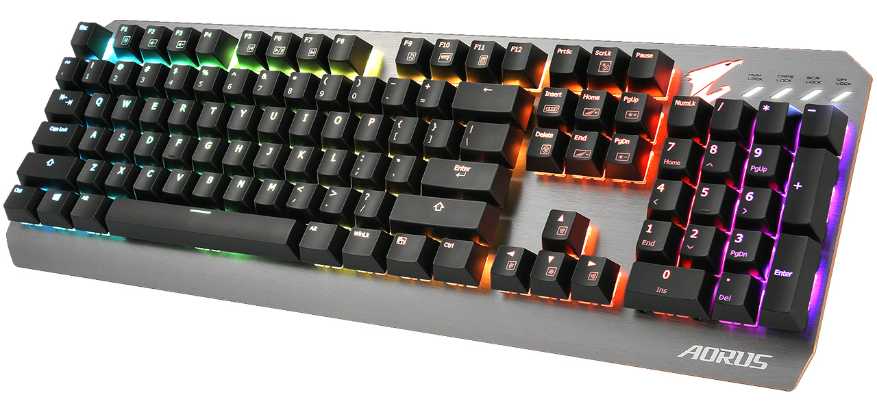Aorus K7: hliníková mechanika v RGB barvách