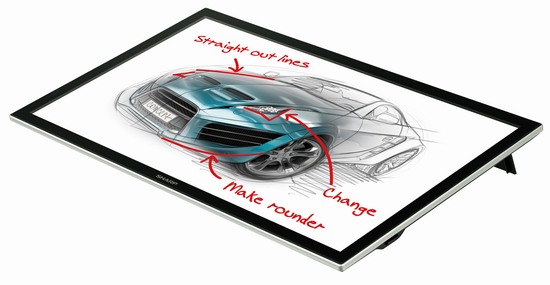 Sharp a 20" LCD s 10 dotykovými body