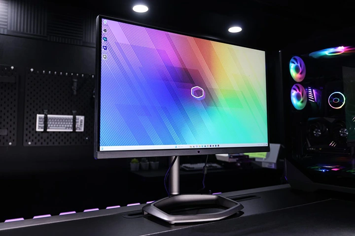 Cooler Master G2711 přináší 165Hz frekvenci a podsvícení Mini-LED