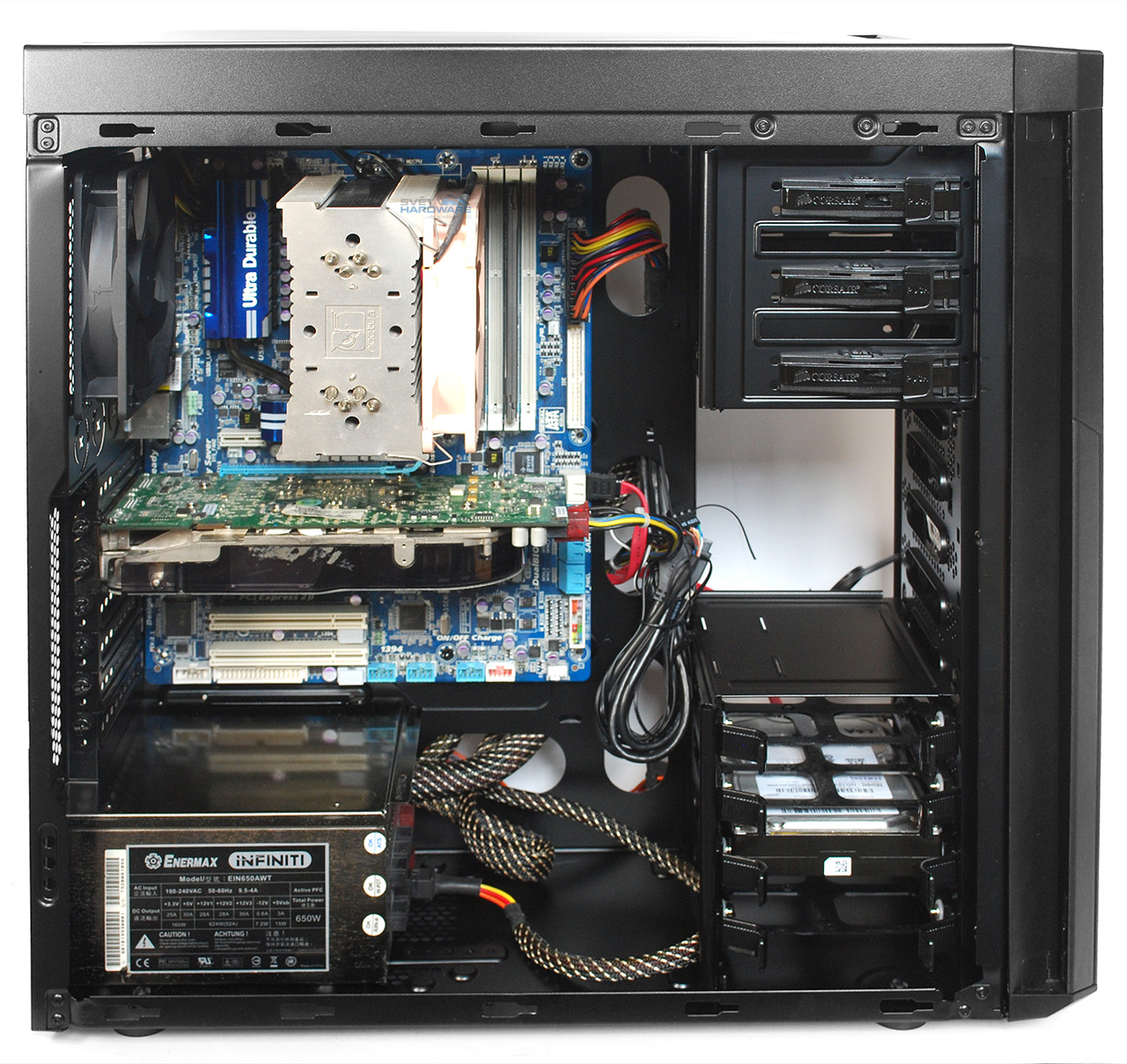 Corsair Carbide 330R: jednoduchý a tichý tower