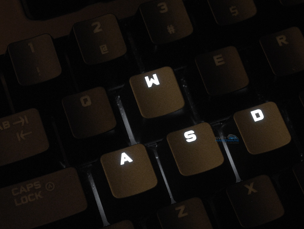 Logitech G710+: herní univerzál s Cherry MX Brown