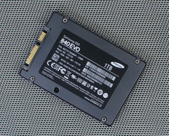 Samsung vyřešil problém s pomalým čtením SSD 840 EVO