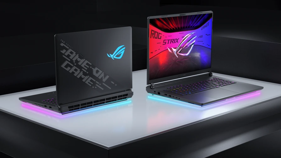 Notebook Asus ROG Strix Scar s 18" 4K displejem posouvá limit až na 320 W