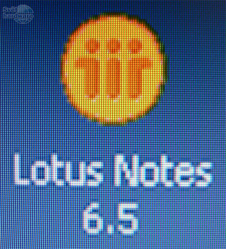 CRT monitory, třeste se! 19" LCD ViewSonic VX924 (3ms)