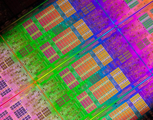 Intel oficiálně představuje procesory Itanium 9500