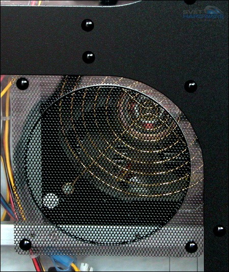 Thermaltake Mozart TX: počítačová almara