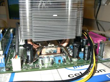 Thermalright XP-120: P4 3.8 GHz za 1000 otáček