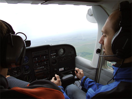 Nepracuj a pojď létat