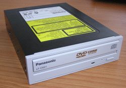 Panasonic LF-D521E: vypalte to všechno