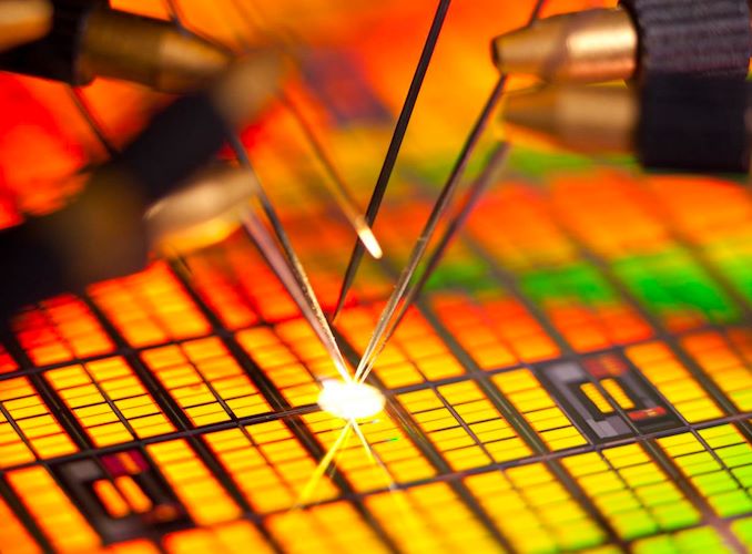 Budoucnost Micronu: 64GB DIMM, nové technologie i EUV