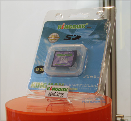 CeBIT 2007 skrze hledáček Světa hardware