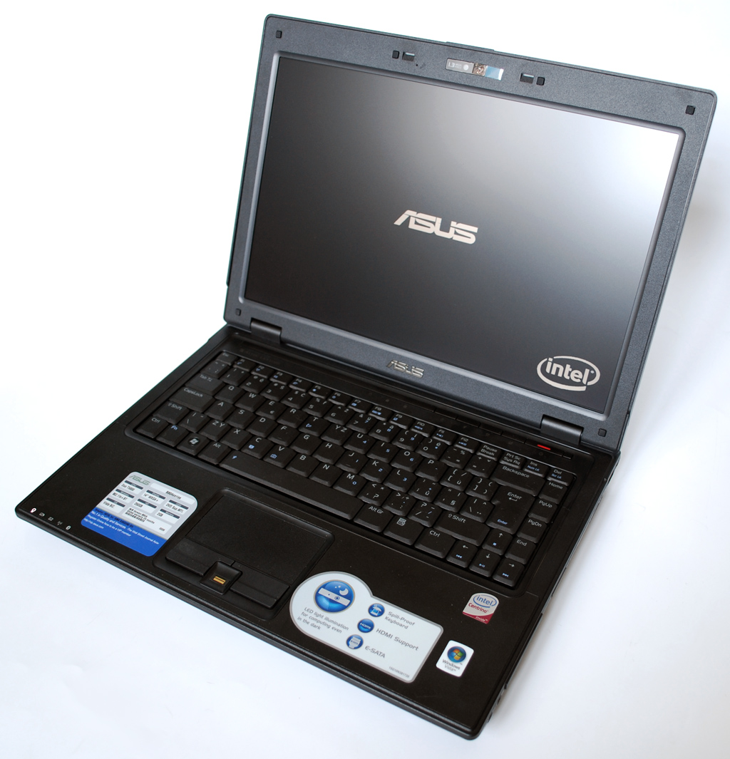 ASUS B80A: manažeři pozor