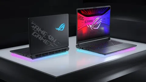 Notebook Asus ROG Strix Scar s 18" 4K displejem posouvá limit až na 320 W