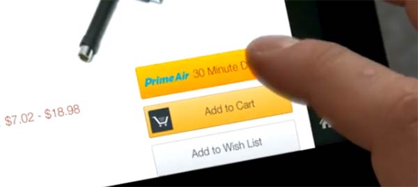 Amazon testuje dálkově ovládané helikoptéry pro rychlé dodání zboží