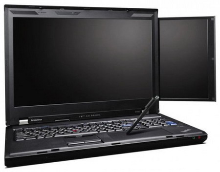 Lenovo W700ds s dvěma displeji je již dostupný