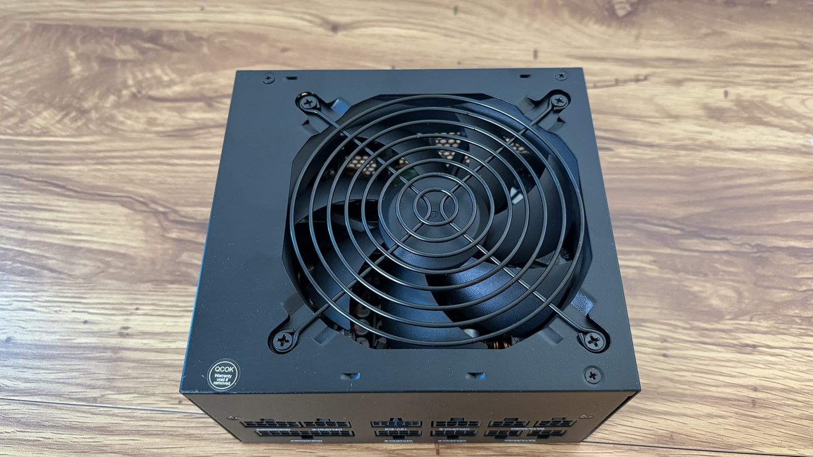 Tichý chod ventilátoru či režim Zero RPM jsou dalšími benefity, které napájecí zdroje mohou nabídnout.