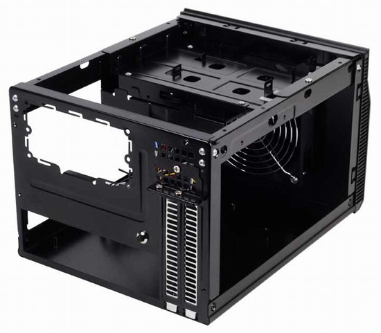 SilverStone si připravil skříň Sugo SG06-Lite