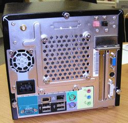 Shuttle XPC SB65G2 aneb další "mrňous" v černém