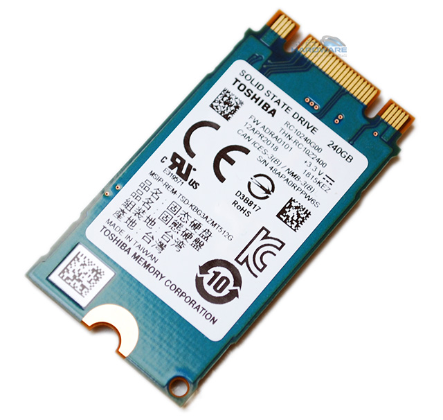 Toshiba RC100: mini SSD se slušným výkonem
