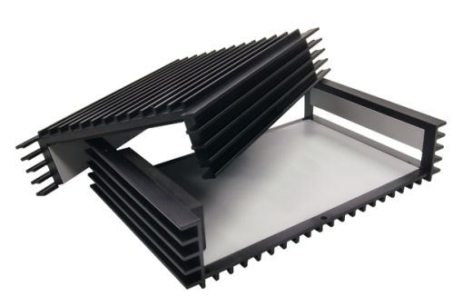 Scythe a nový chladič pevných disků