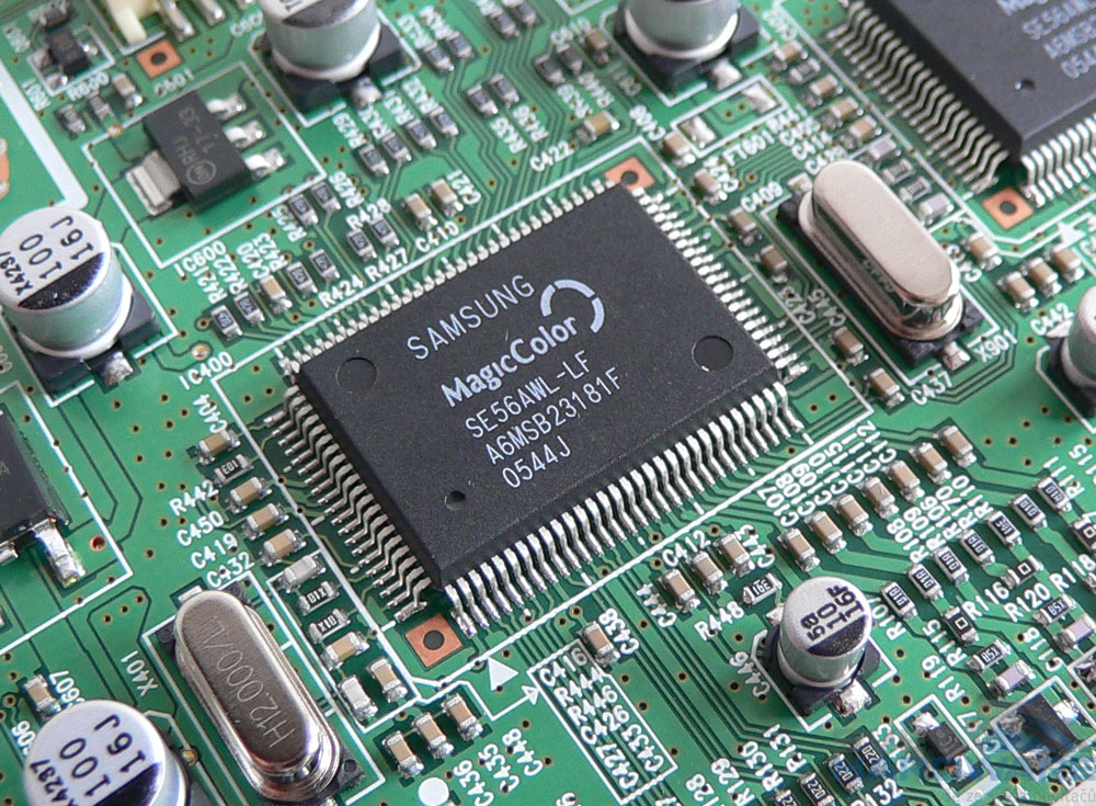 Samsung 940Fn - poctivých 19 palců