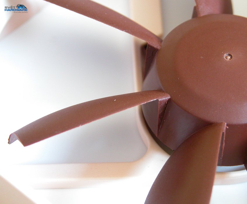 Noctua NF-S12 - udrží laťku?