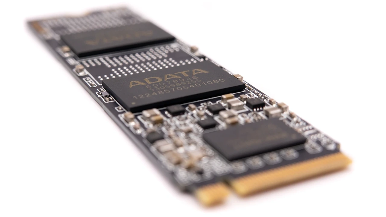 Adata Legend 860 1TB: SSD pro masy