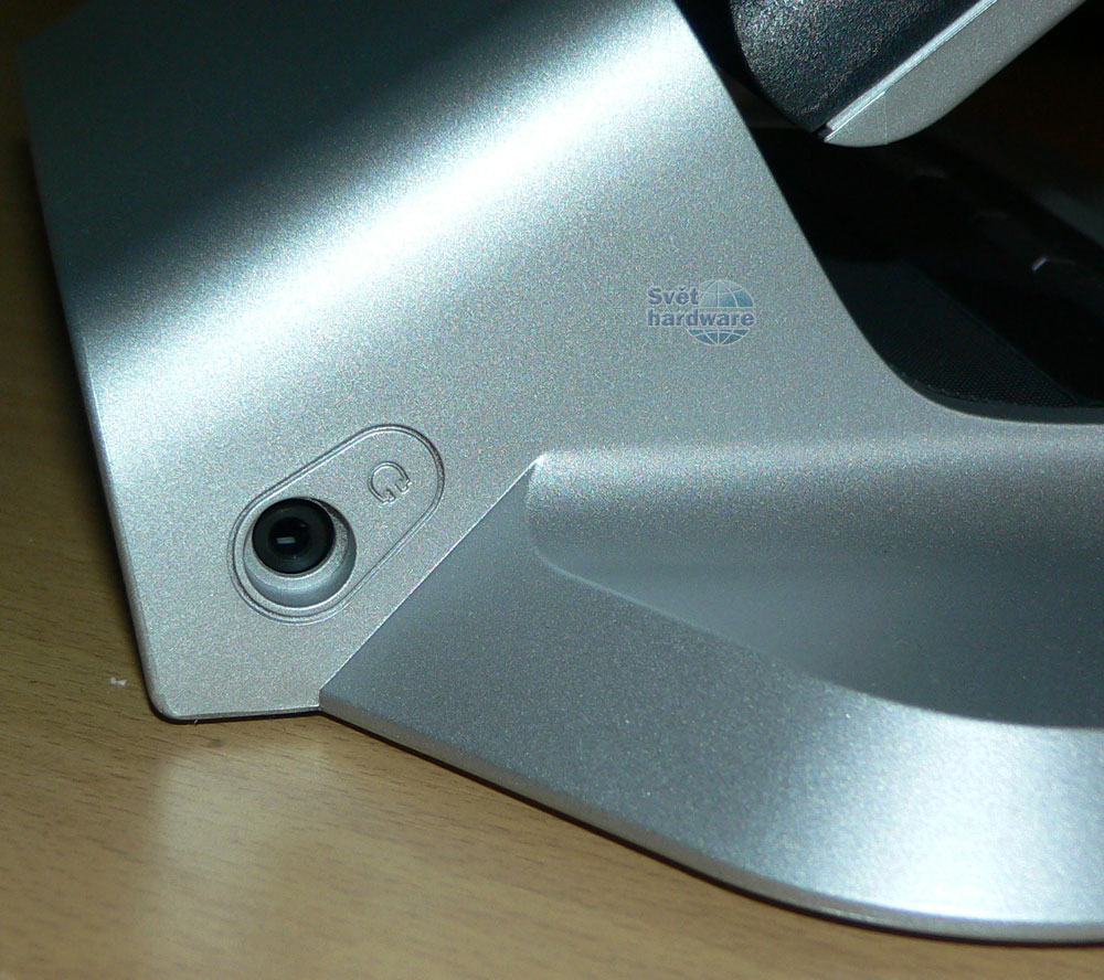 Duel Aceru - dvě 19" LCD s 6 a 8ms