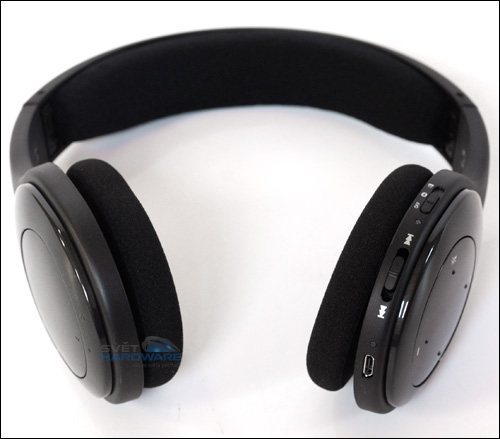 Logitech H800: bezdrátově přes USB i Bluetooth