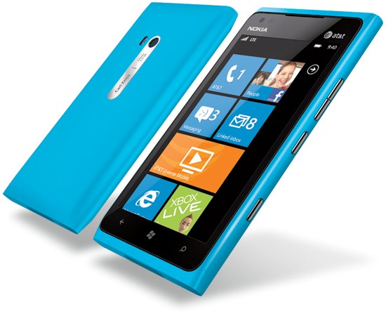 Nokia Lumia 900 oficiálně na českém trhu